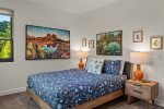 The Redrock Room with a queen-size bed 
